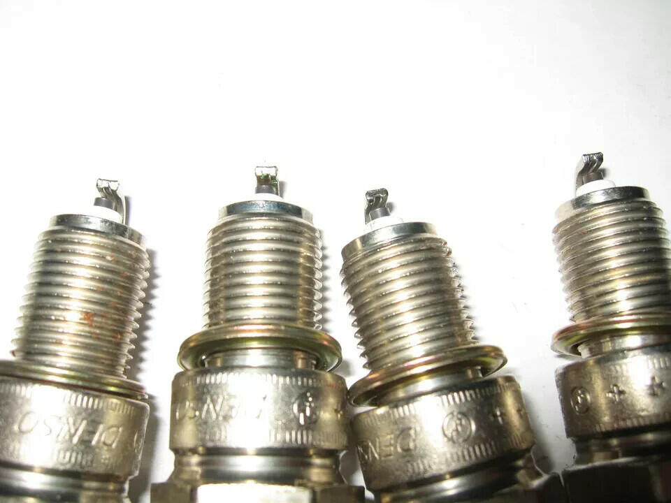 Carquest W20EX-U11 U-Groove Premium Spark Plug 12V 14mm Hex