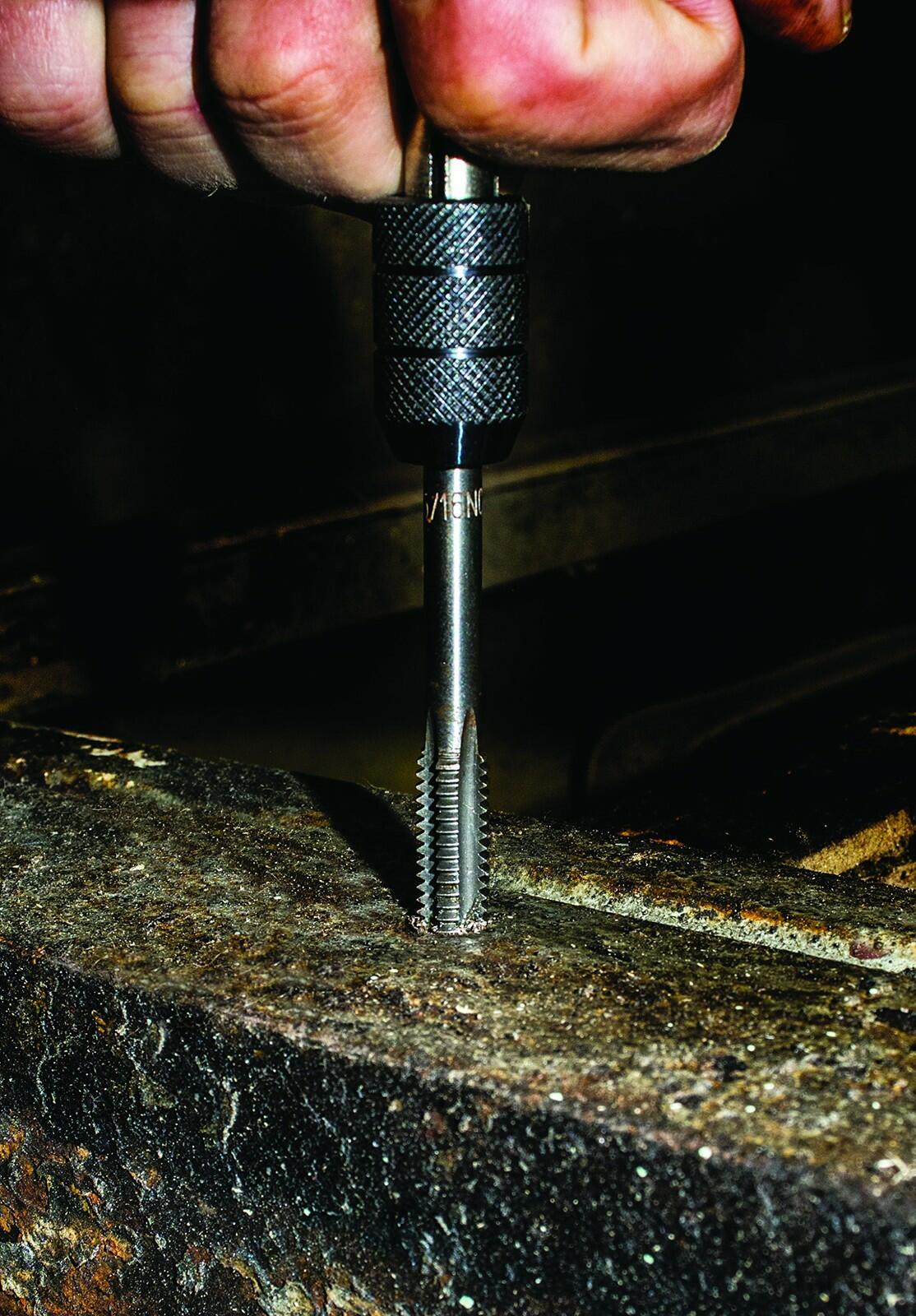 Century Drill & Tool 95009 Machine Screw Plug Tap 14-20 NS High Speed Steel