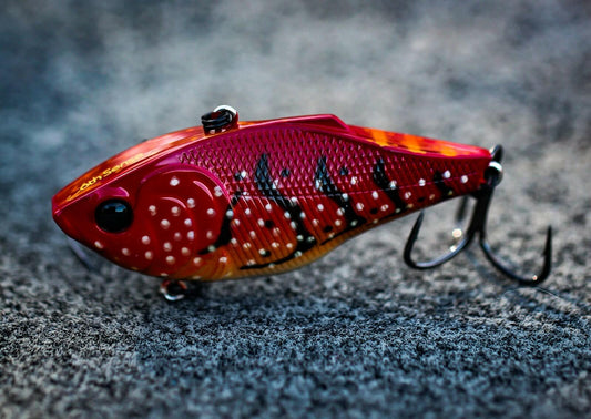 6th Sense Quake 80SP Suspending Lipless Crankbait Crimson Craw 1/2oz Bass Lure
