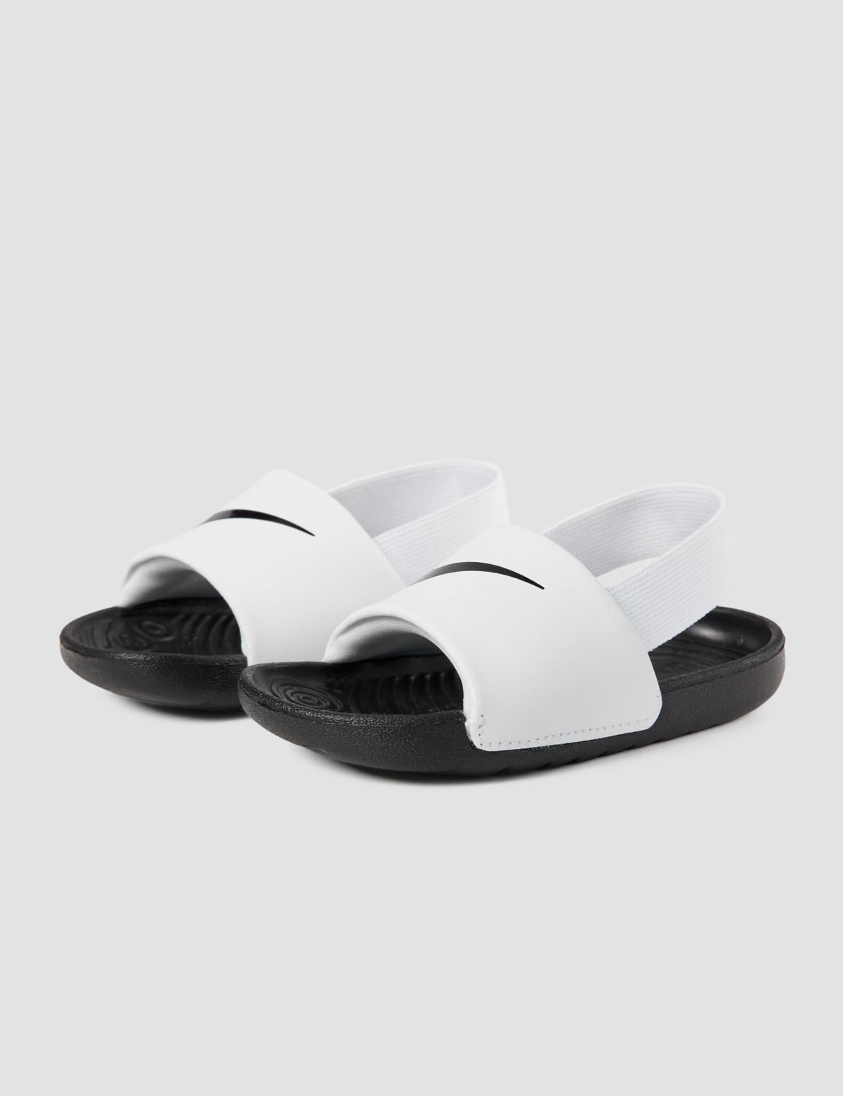 Nike Boys Gymnastics Shoes 8C White Black BV1094-100 Youth Sneakers