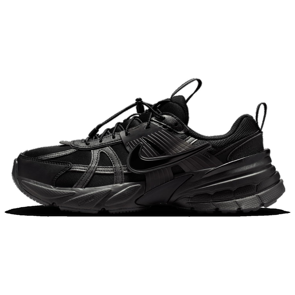 Nike V2K Run Women's Black Metallic Silver Sneakers IH0388-001 Size 9