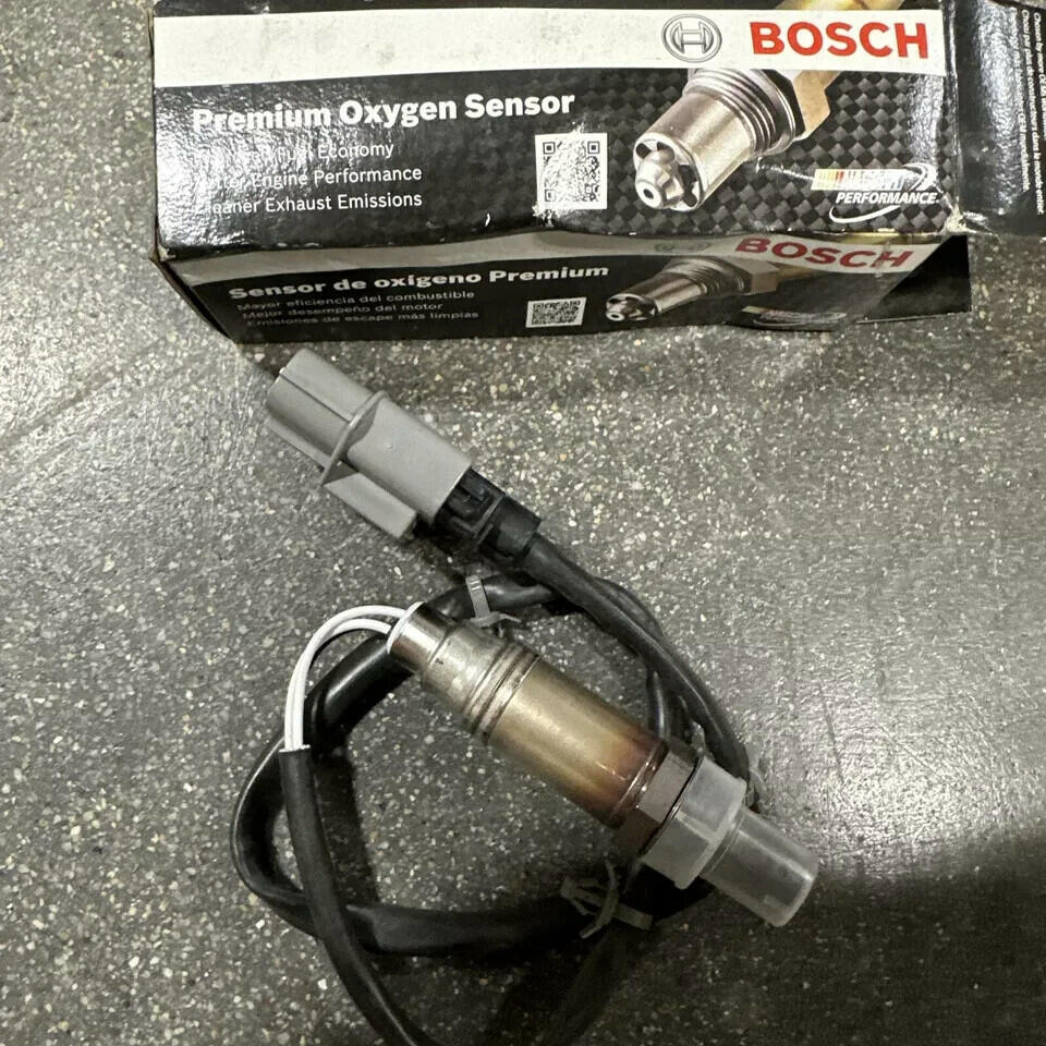 Bosch For Actual fits 2000 Nissan Maxima 3.0L-V6 Oxygen Sensor 13504