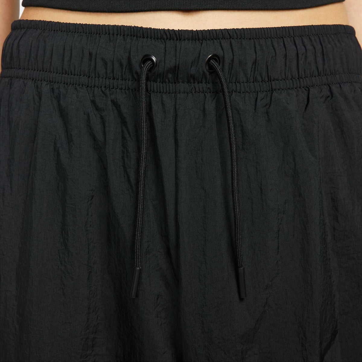 Nike Women's Essential Mid-Rise Pants Black/White, Size X-Large, DM6183-010