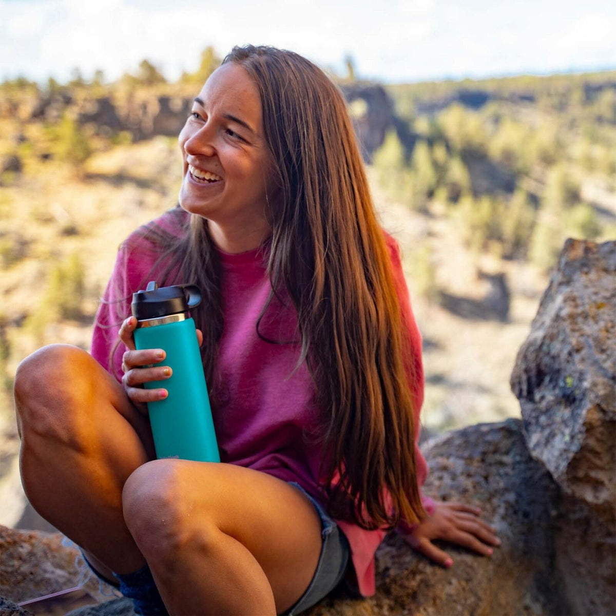 Hydro Flask 24 Oz Wide Mouth Straw Cap White Stainless Steel Leakproof Bottle