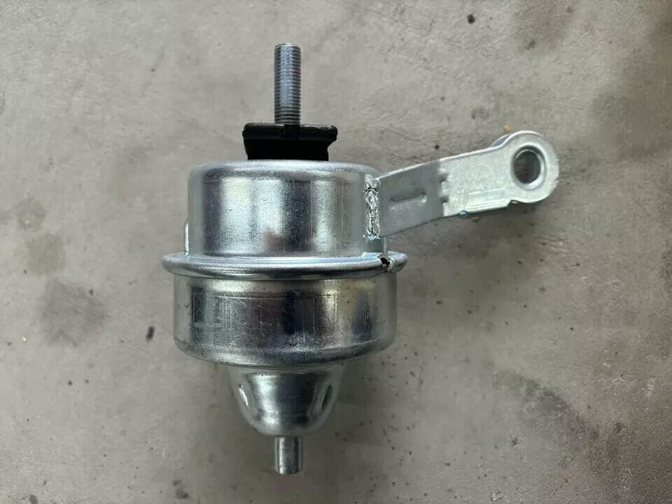 MTC 33-10191 Front Right Engine Mount for 2002-2006 Mini Cooper 1.6L