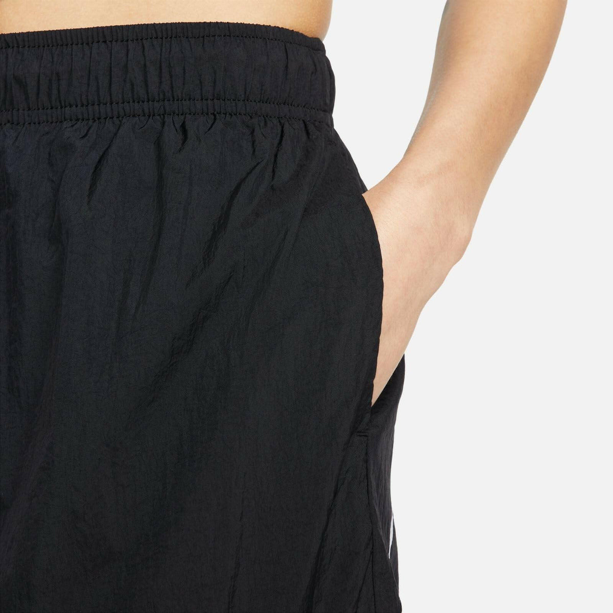 Nike Women's Essential Mid-Rise Pants Black/White Size Small, Eco-Friendly