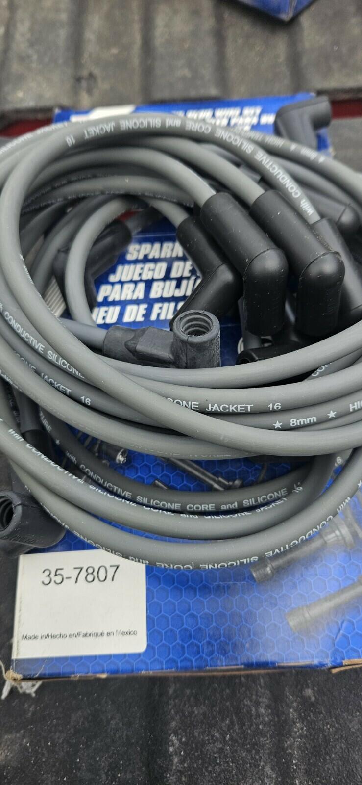 Carquest 35-7807 Spark Plug Wire Set