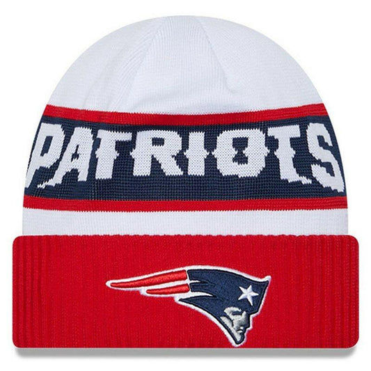 Era Patriots Sideline Tech Cuffed Knit Hat 2023 White/Red NFL Official