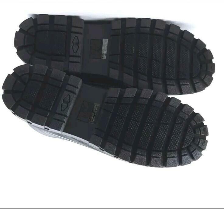 Alpine Design Women's Willow Quilted Black Snow Boots Size 10 Waterproof