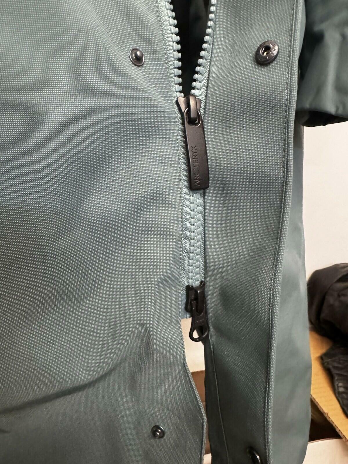 Arc'teryx Women's Patera Parka XL Down Insulated Gore-Tex Boxcar Color